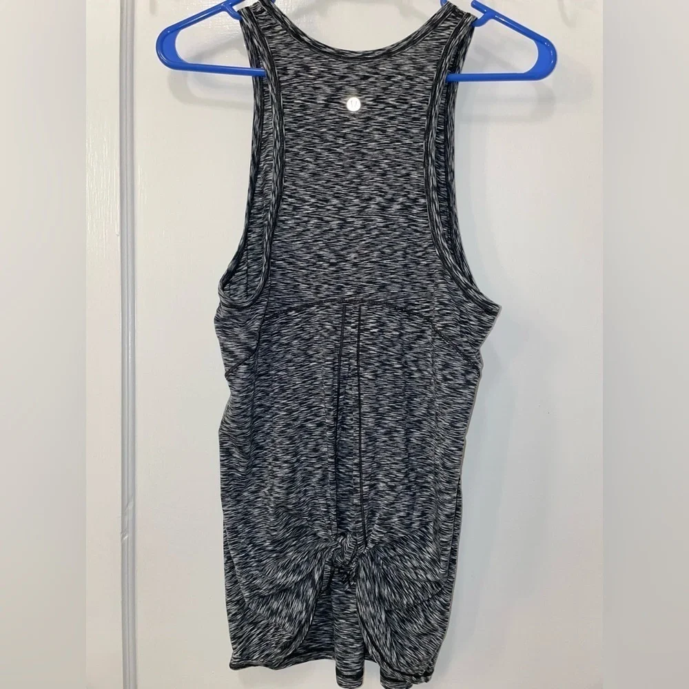 lululemon athletica excellent riptag
